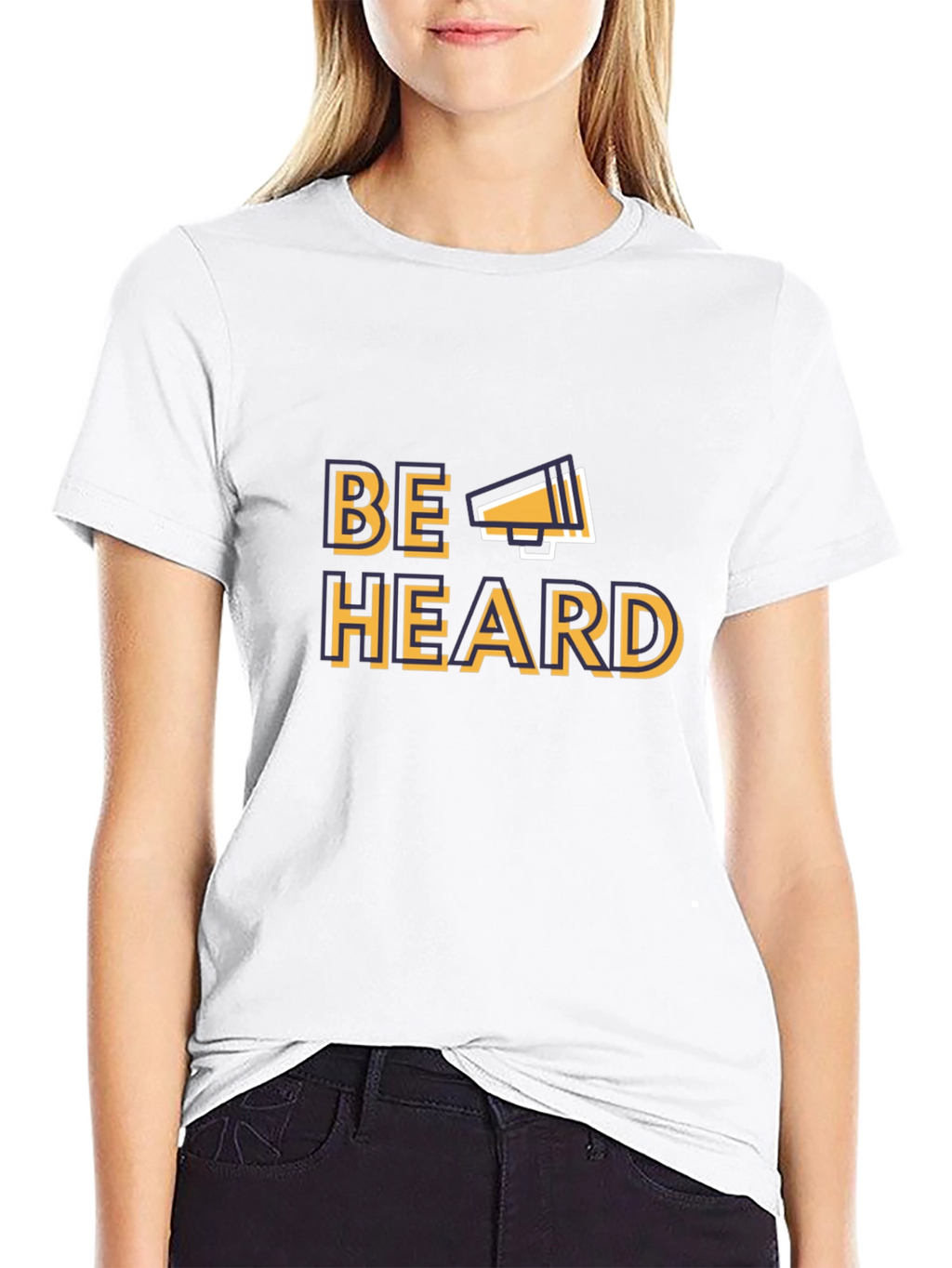 Camiseta Negra Be Heard con Megáfono
