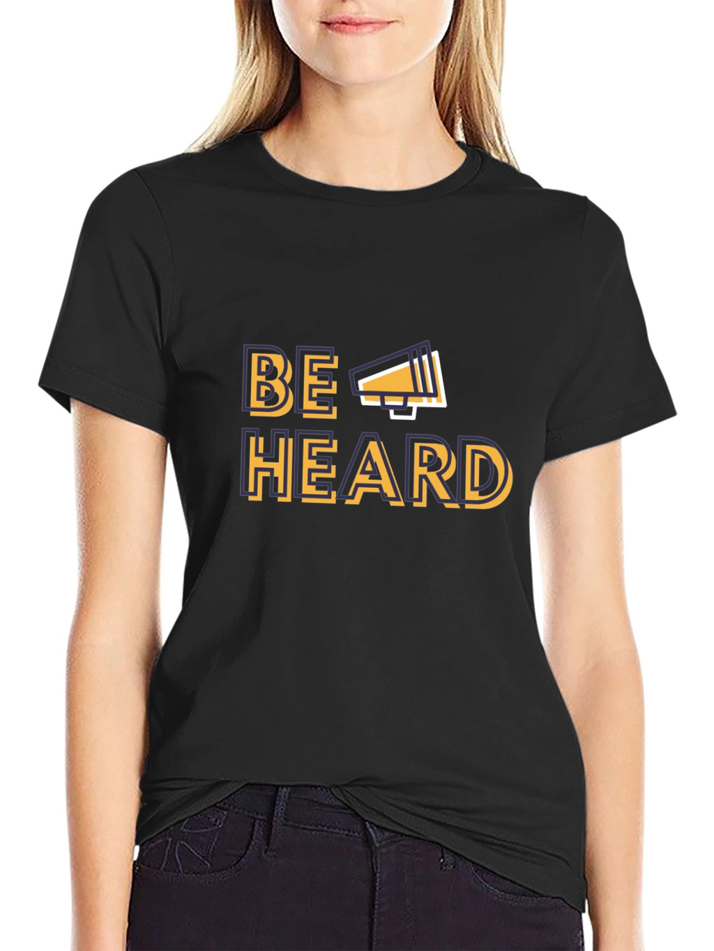Camiseta Negra Be Heard con Megáfono