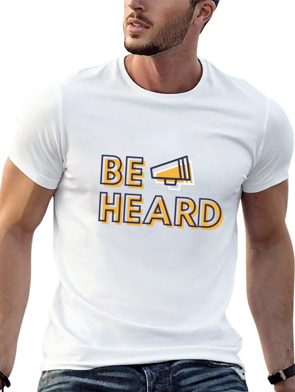 Camiseta Negra Be Heard con Megáfono