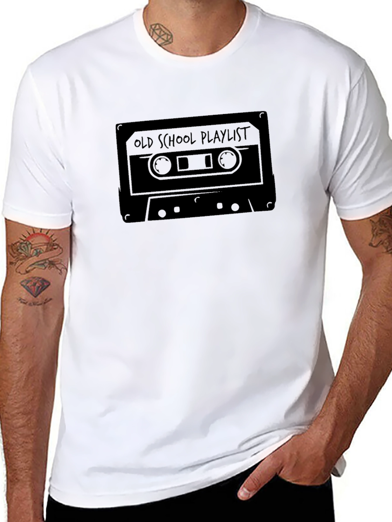 Camiseta Negra con Diseño de Cassette Retro