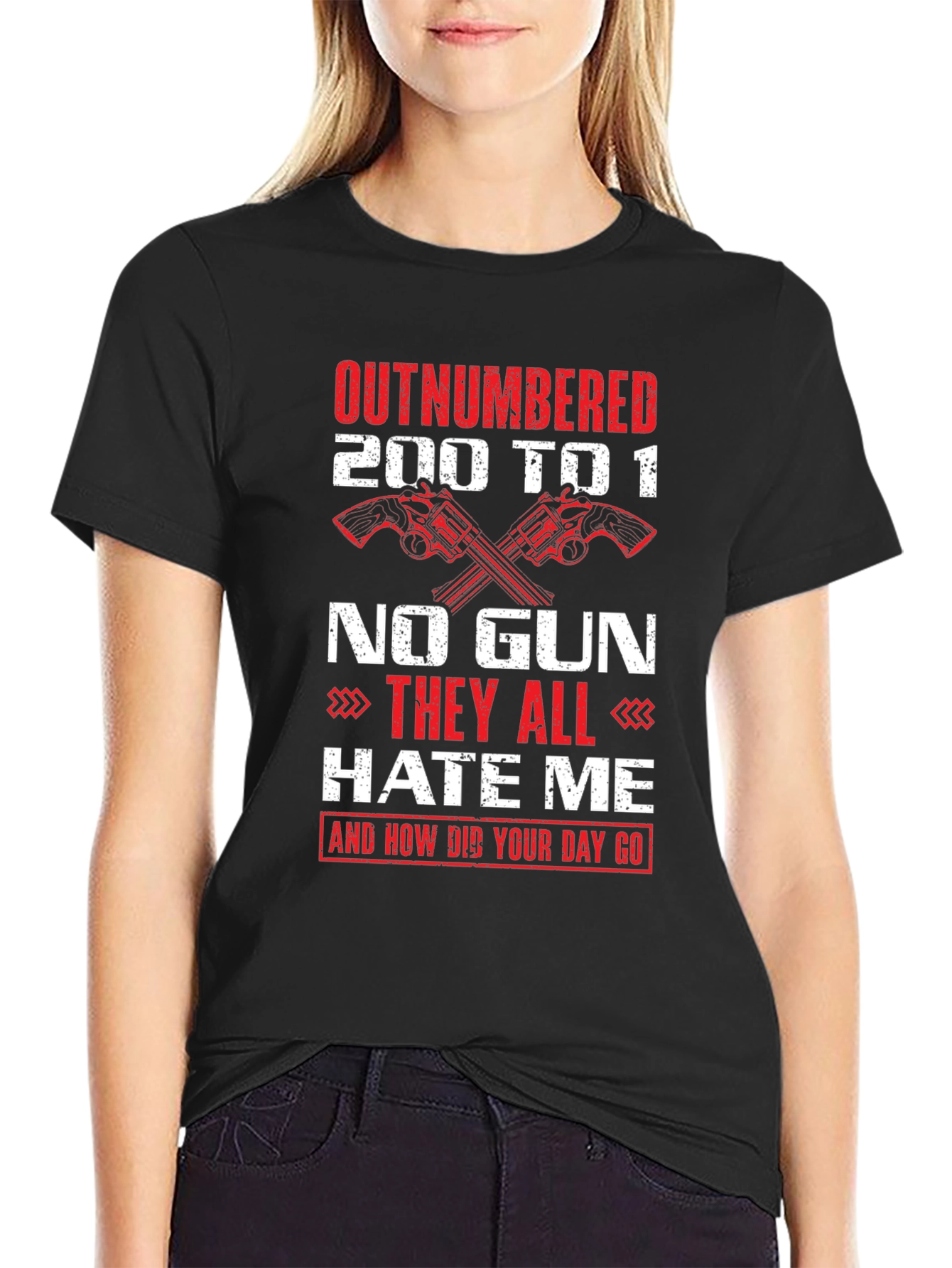 Camiseta Negra con Diseño de Armas y Frase Graciosa