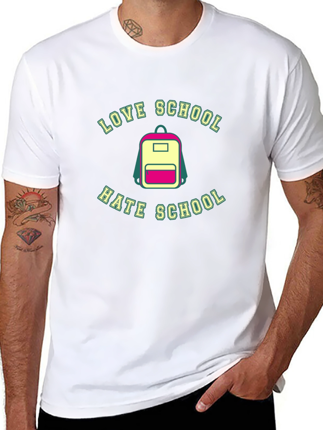 Camiseta Negra Amor/Odio a la Escuela