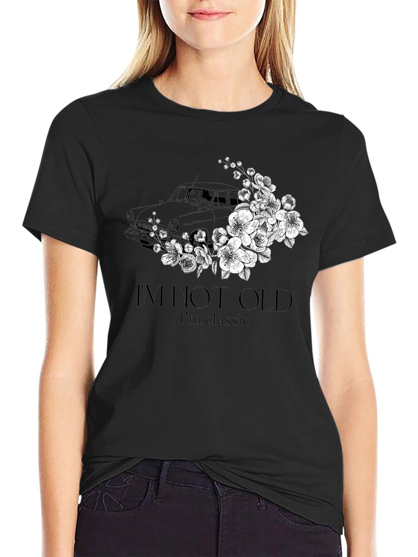 Camiseta Negra Clásica - Diseño de Coche Antiguo Floral