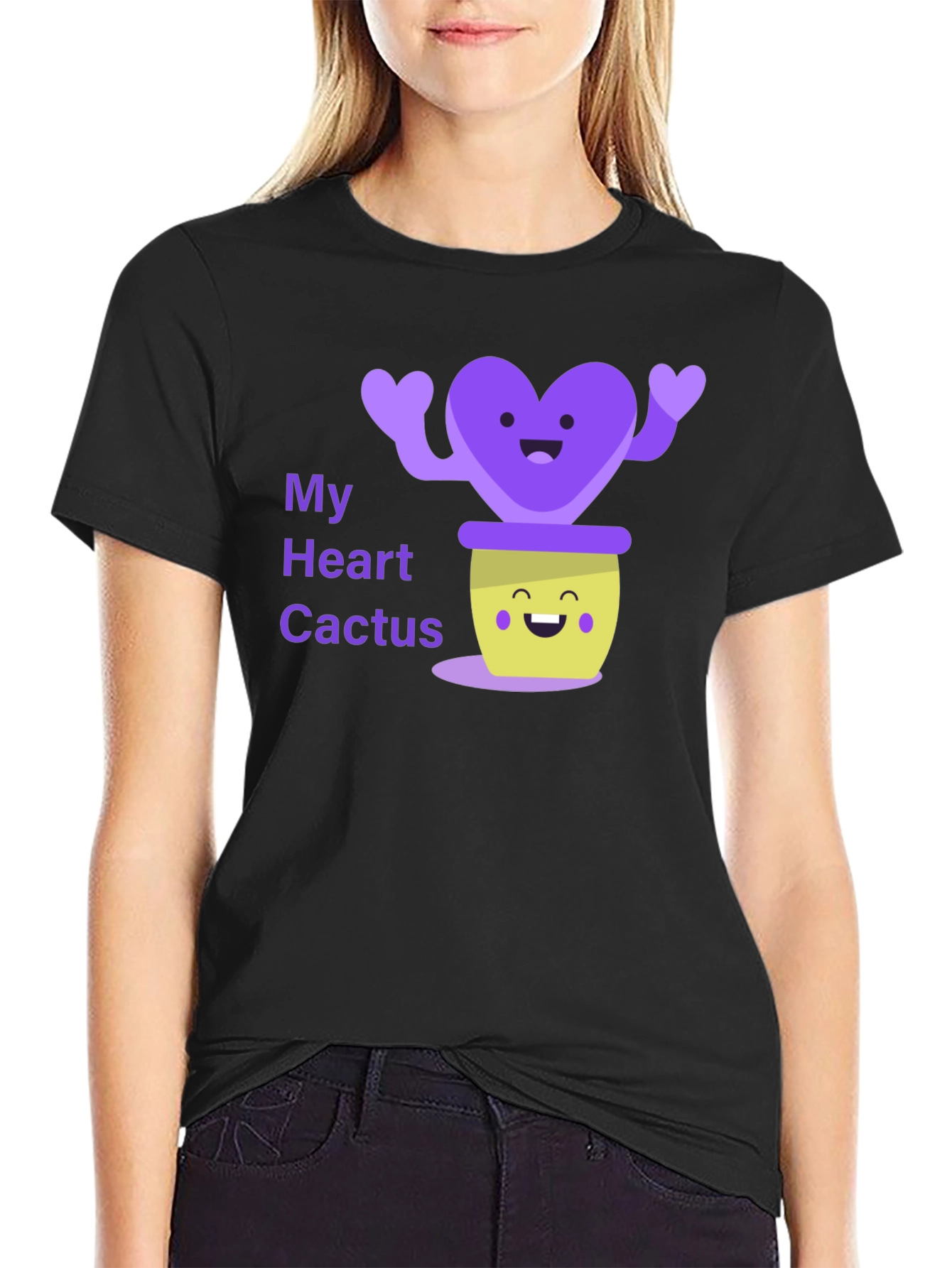 Camiseta Negra con Diseño de Corazón Cactus
