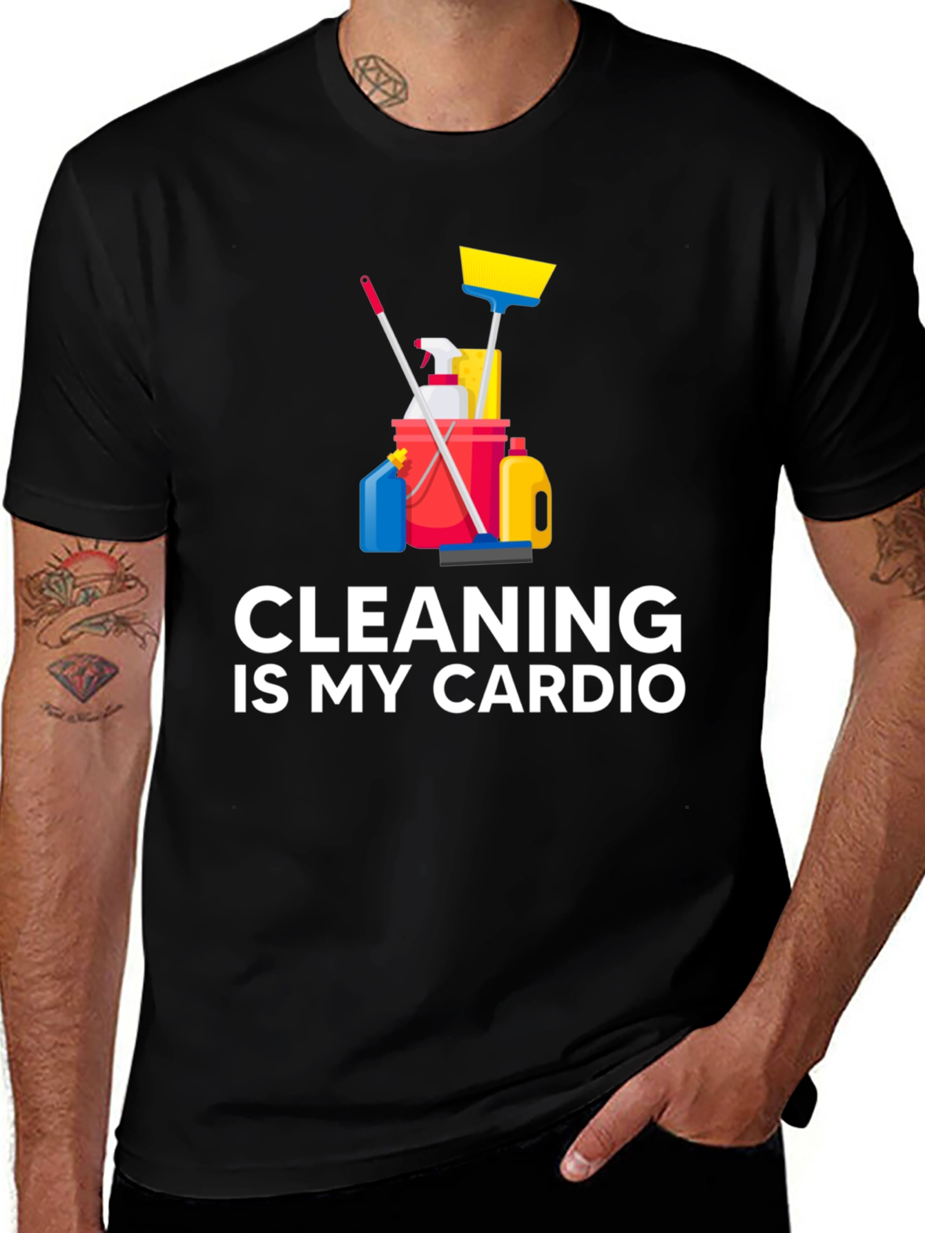 Camiseta Negra Cleaning is My Cardio