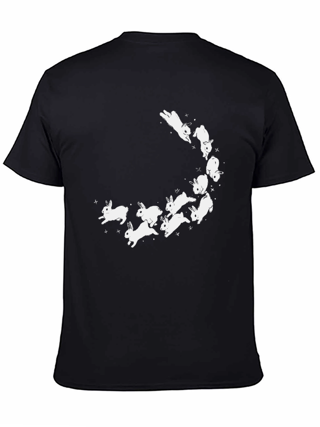 Camiseta Negra con Diseño de Conejos Blancos