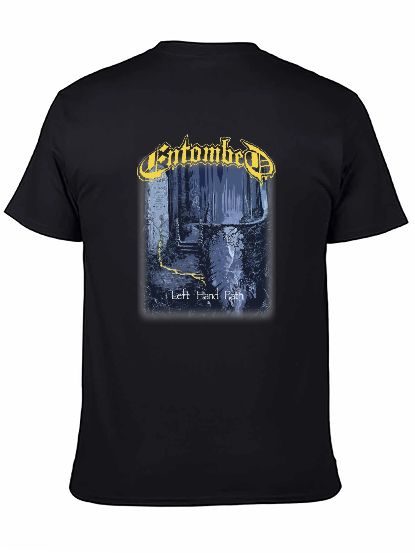 Camiseta Negra con Diseño de Entombad Left Hand Path
