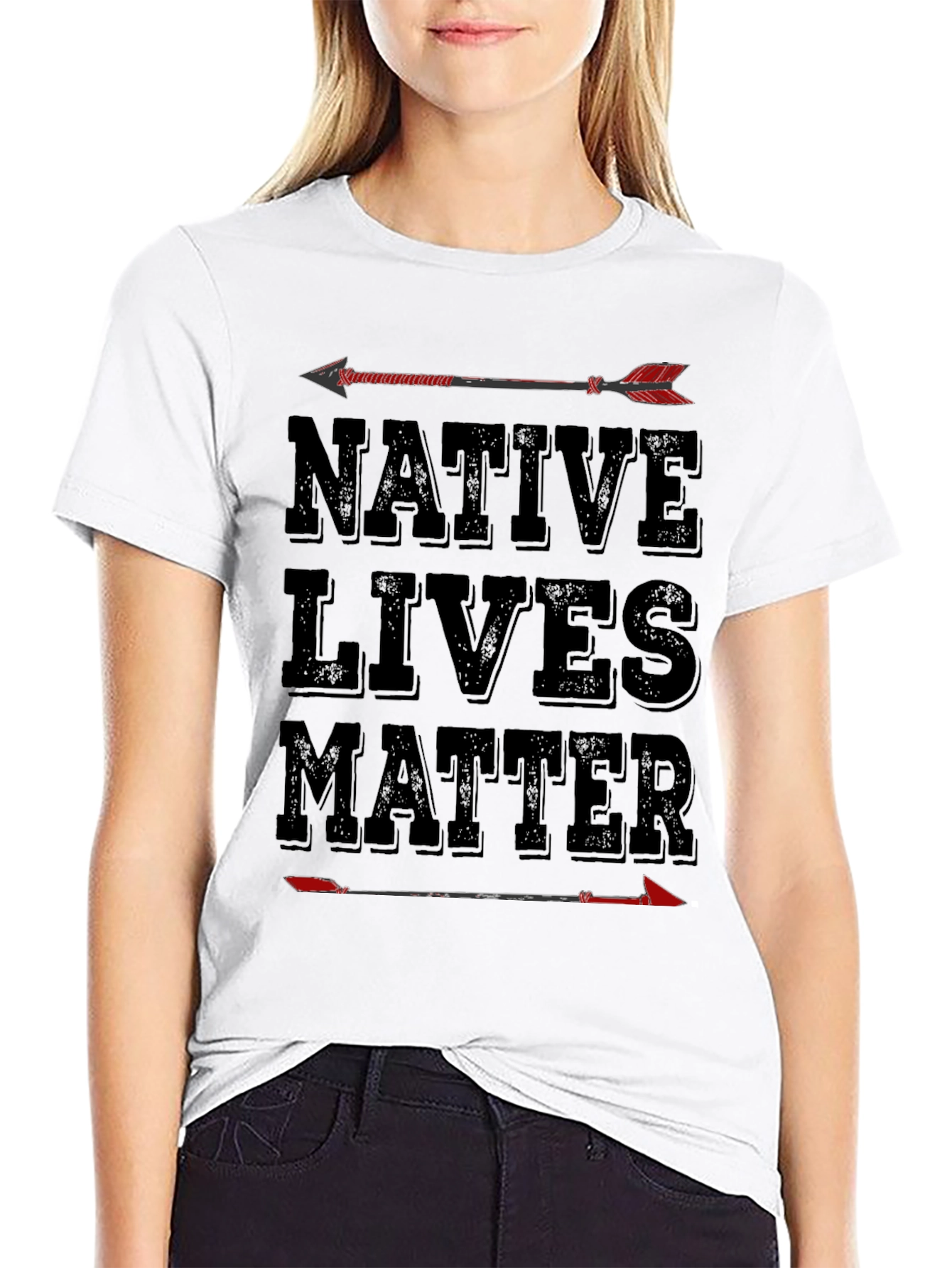 Camiseta Native Lives Matter con flechas