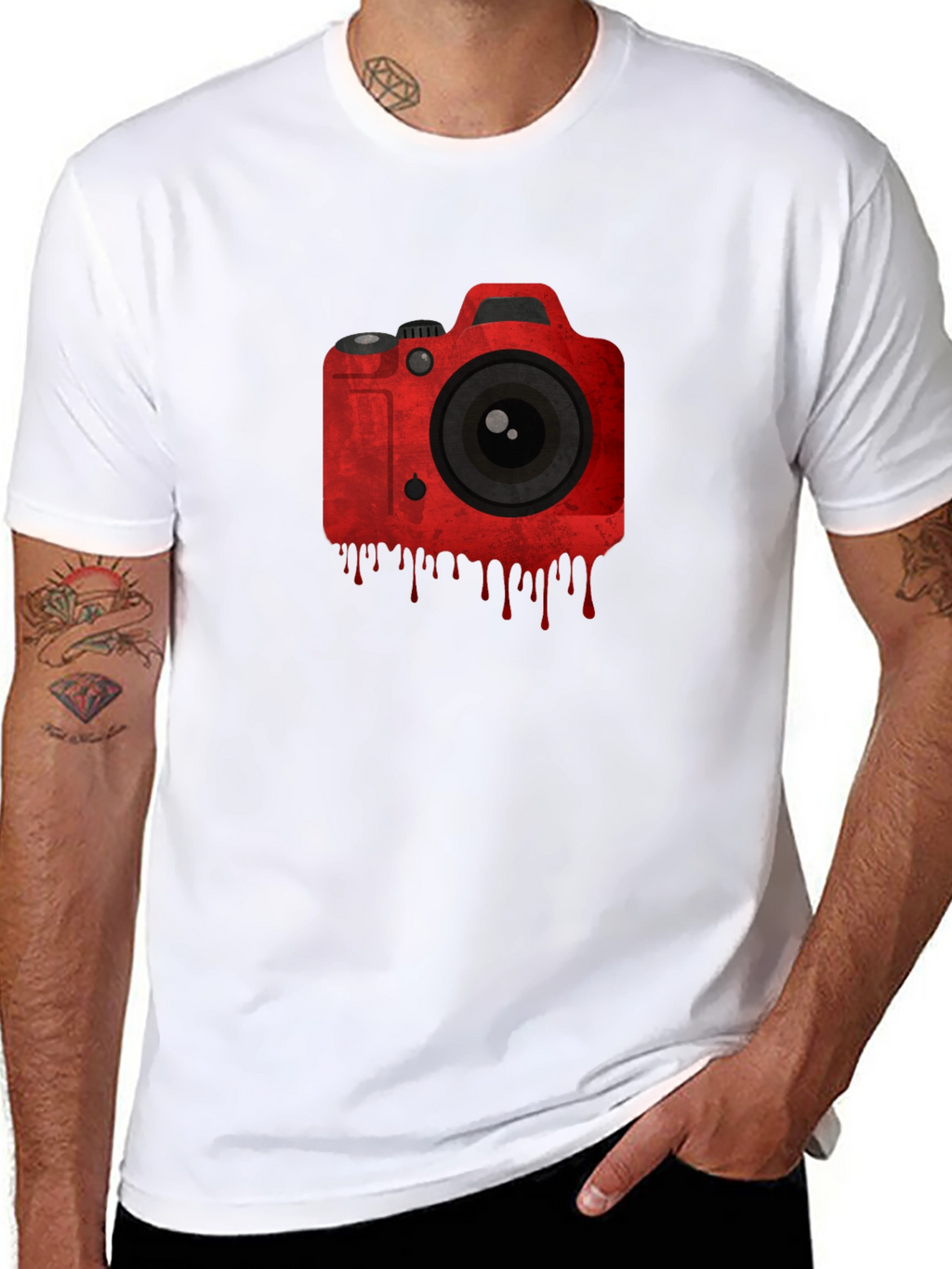 Camiseta Negra con Diseño de Cámara Roja