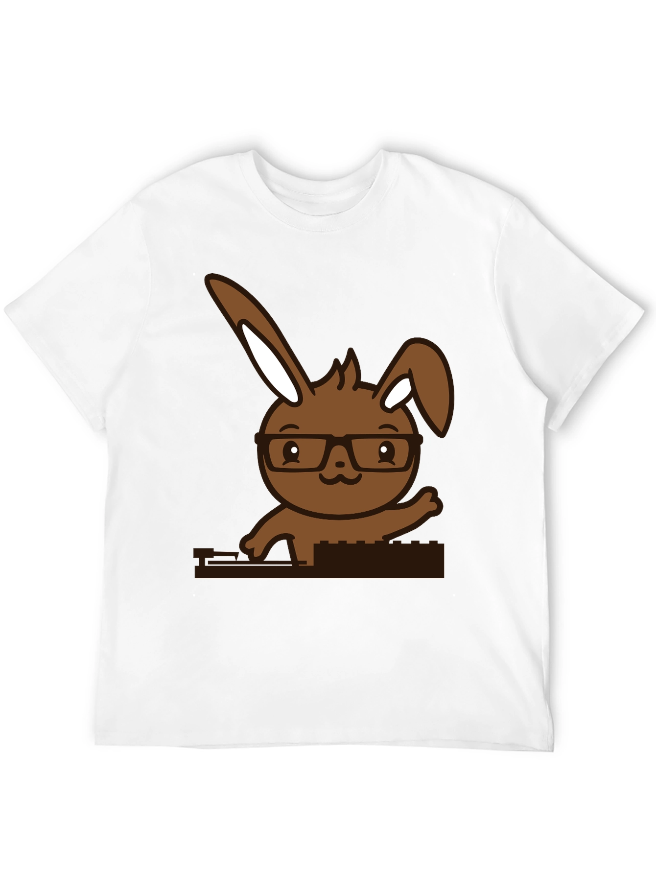 Camiseta Negra con Conejo Nerd