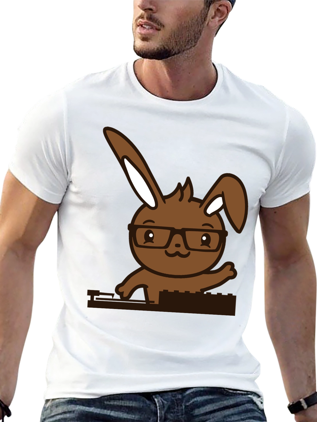 Camiseta Negra con Conejo Nerd