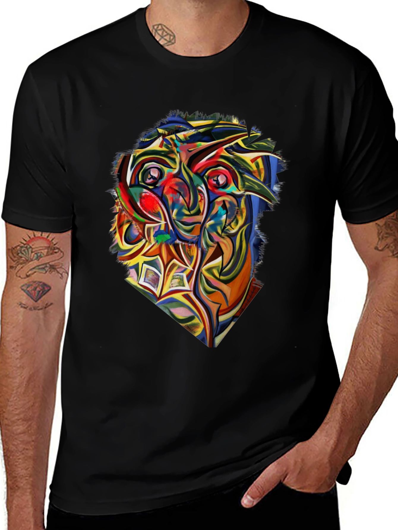 Camiseta Negra con Diseño Abstracto Colorido