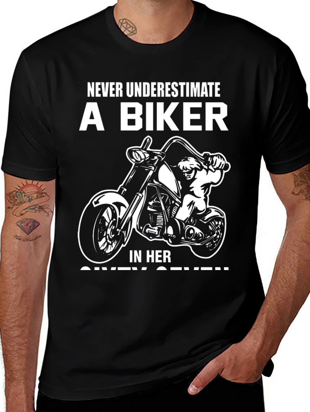 Camiseta motera Nunca subestimes a una biker