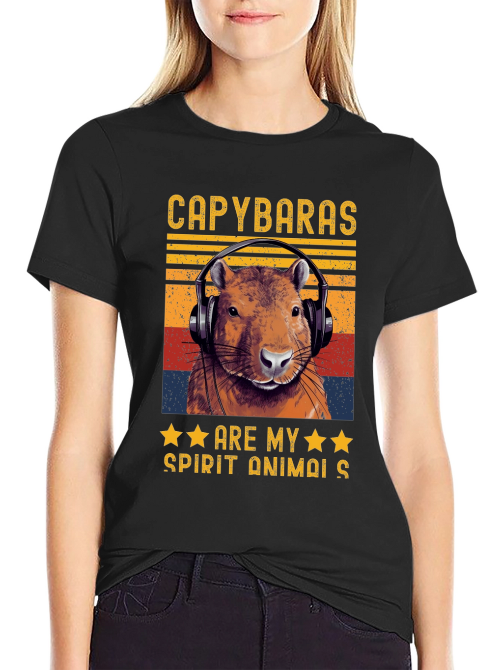 Camiseta Negra Capibara Spirit Animal Retro