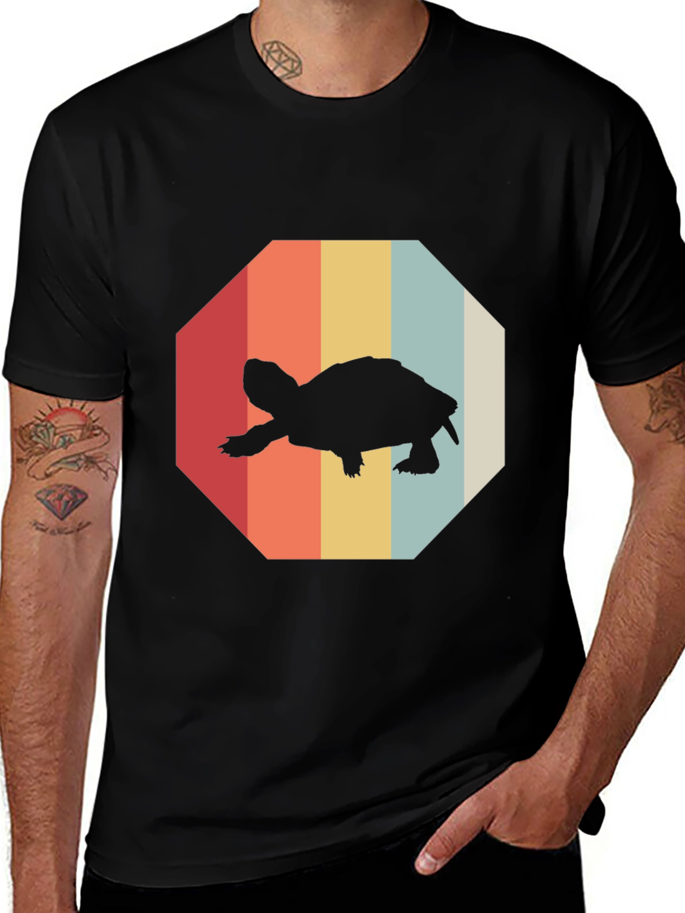 Camiseta Hombre Negra con Diseño Retro de Tortuga
