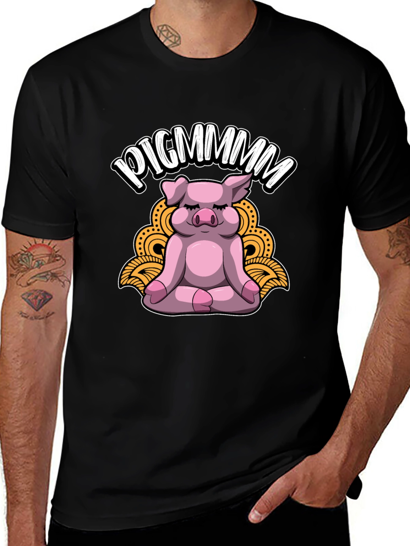 Camiseta Negra con Diseño de Cerdo Meditando - PIGMMMM