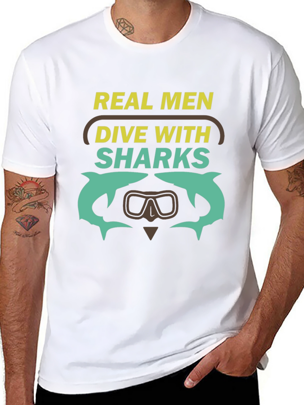 Camiseta Hombre Bucea con Tiburones