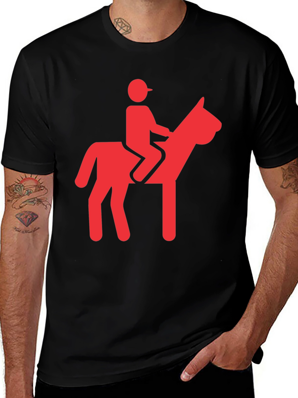 Camiseta Negra con Diseño de Jinete Rojo