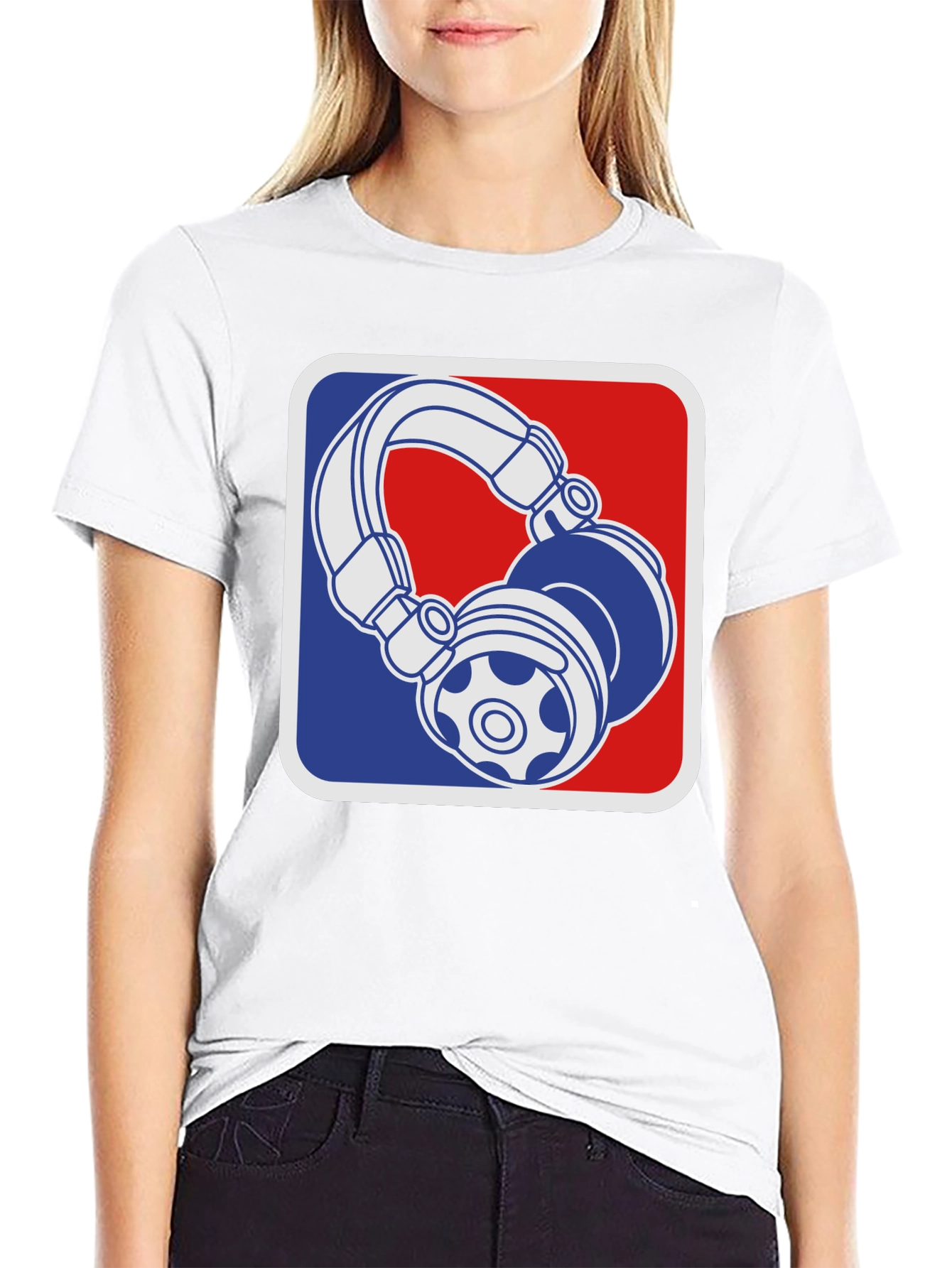 Camiseta Negra con Diseño de Audífonos Retro