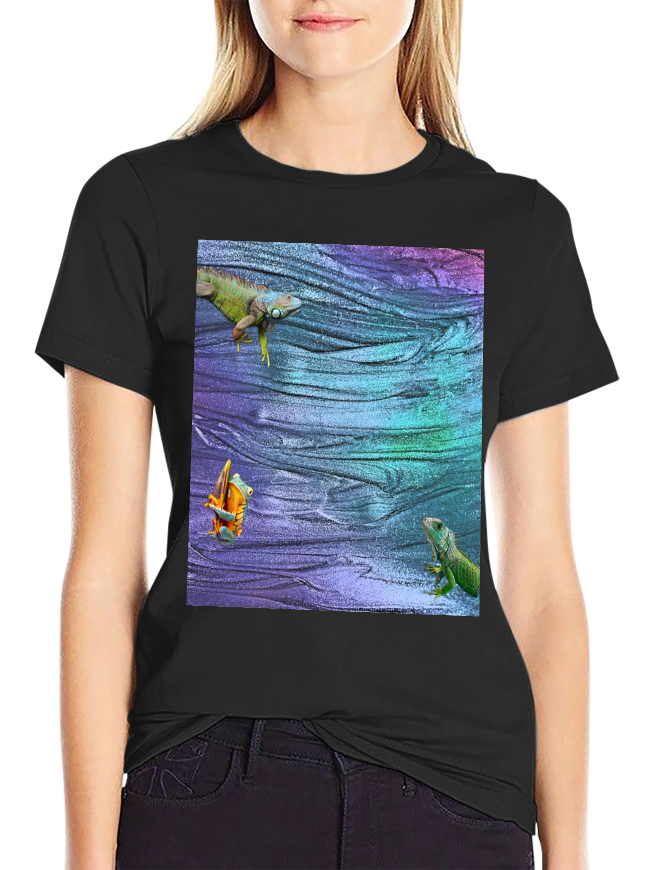 Camiseta Estampada con Iguanas y Rana Coloridas
