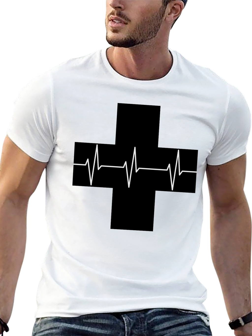 Camiseta Negra con Cruz de Latidos