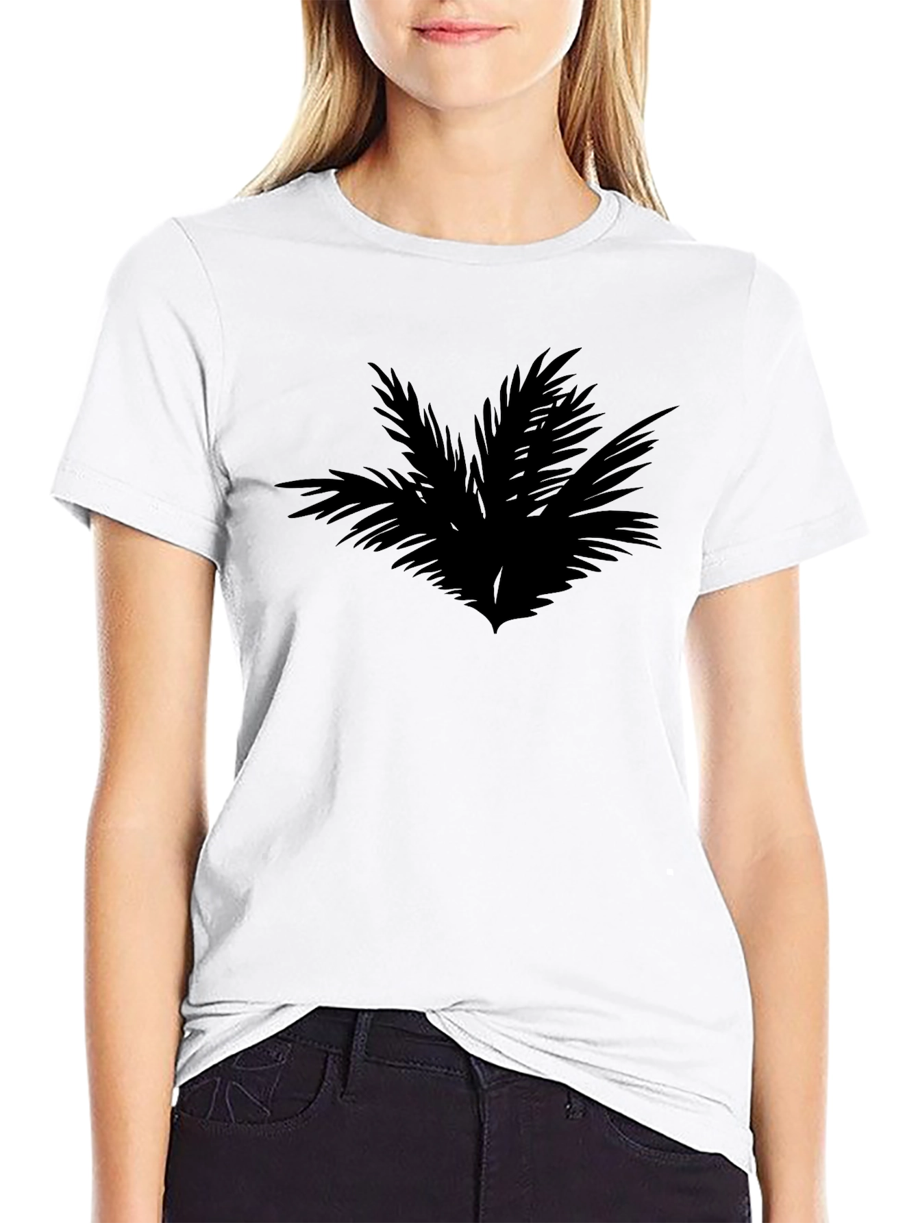 Camiseta Negra con Diseño Abstracto de Hojas