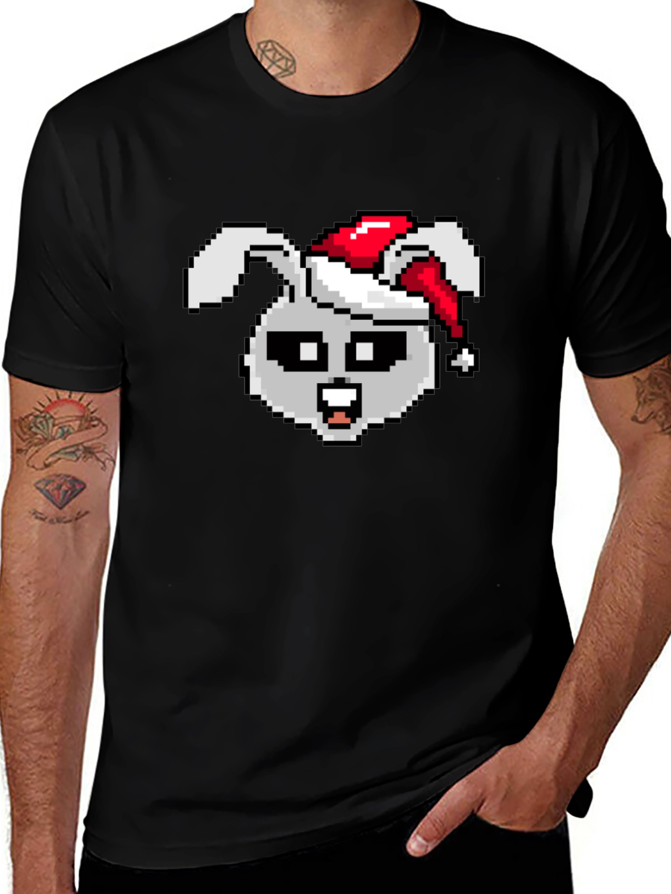 Camiseta Negra con Conejo Navideño Pixelado