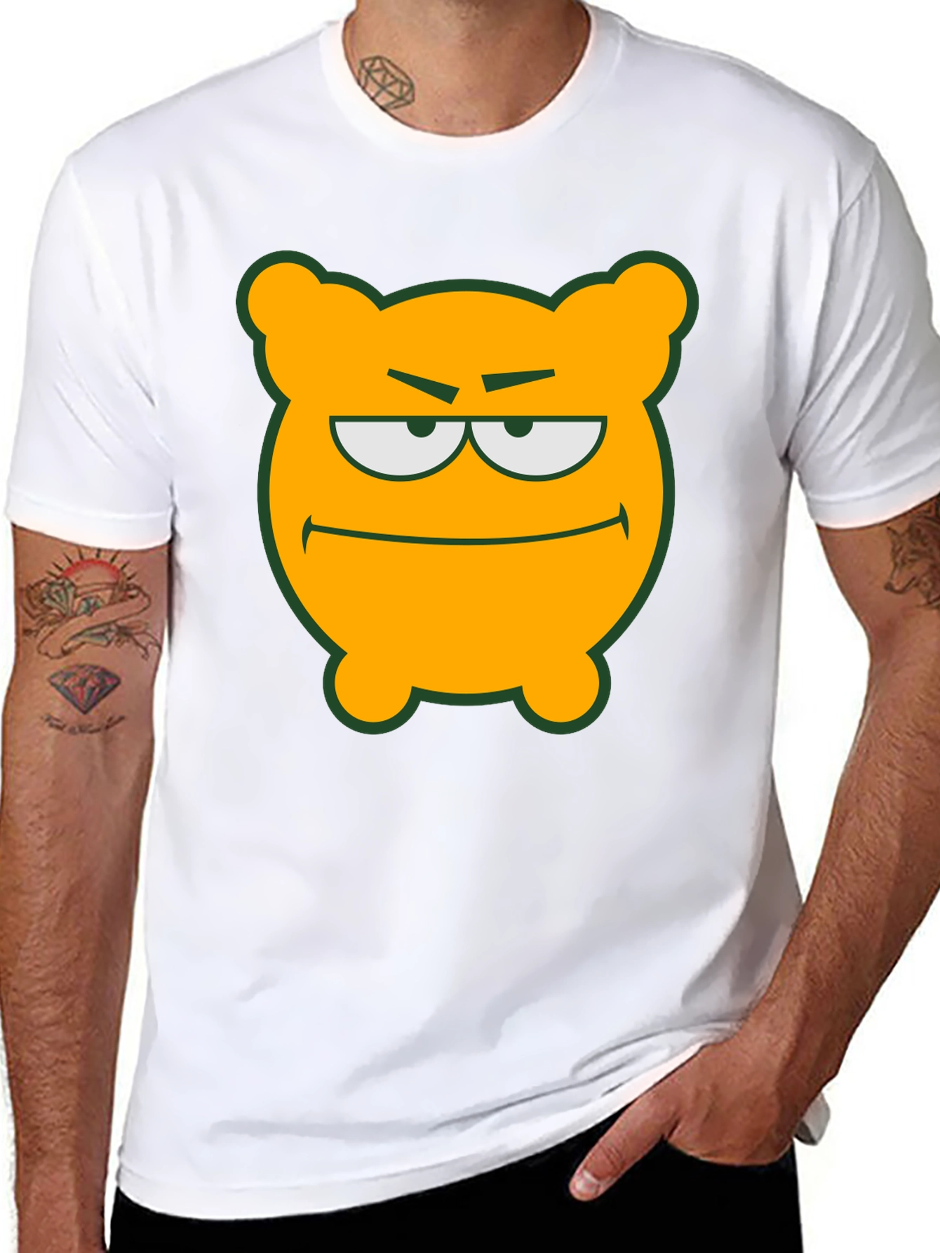 Camiseta Negra con Diseño de Oso Naranja