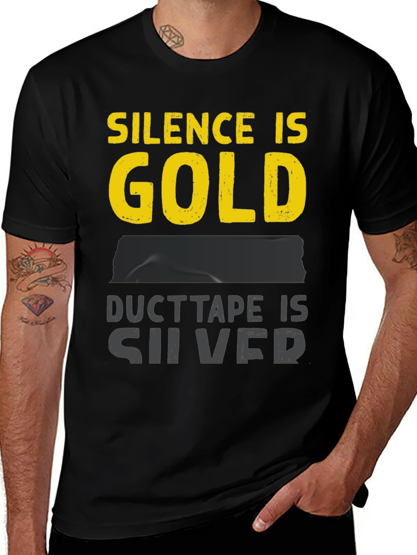 Camiseta Hombre: El Silencio es Oro Cinta Adhesiva Plata
