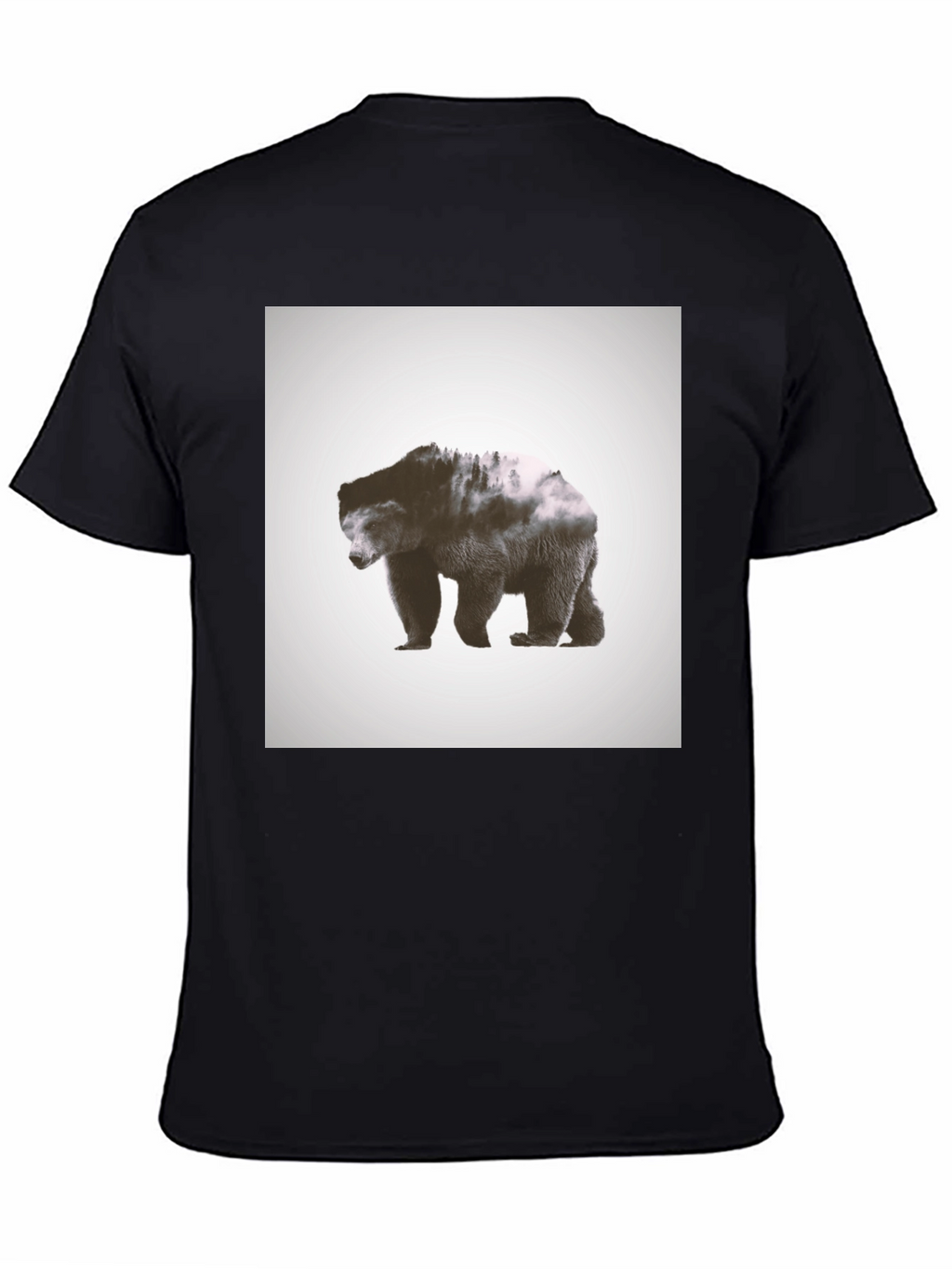 Camiseta Negra con Diseño de Oso Montañoso