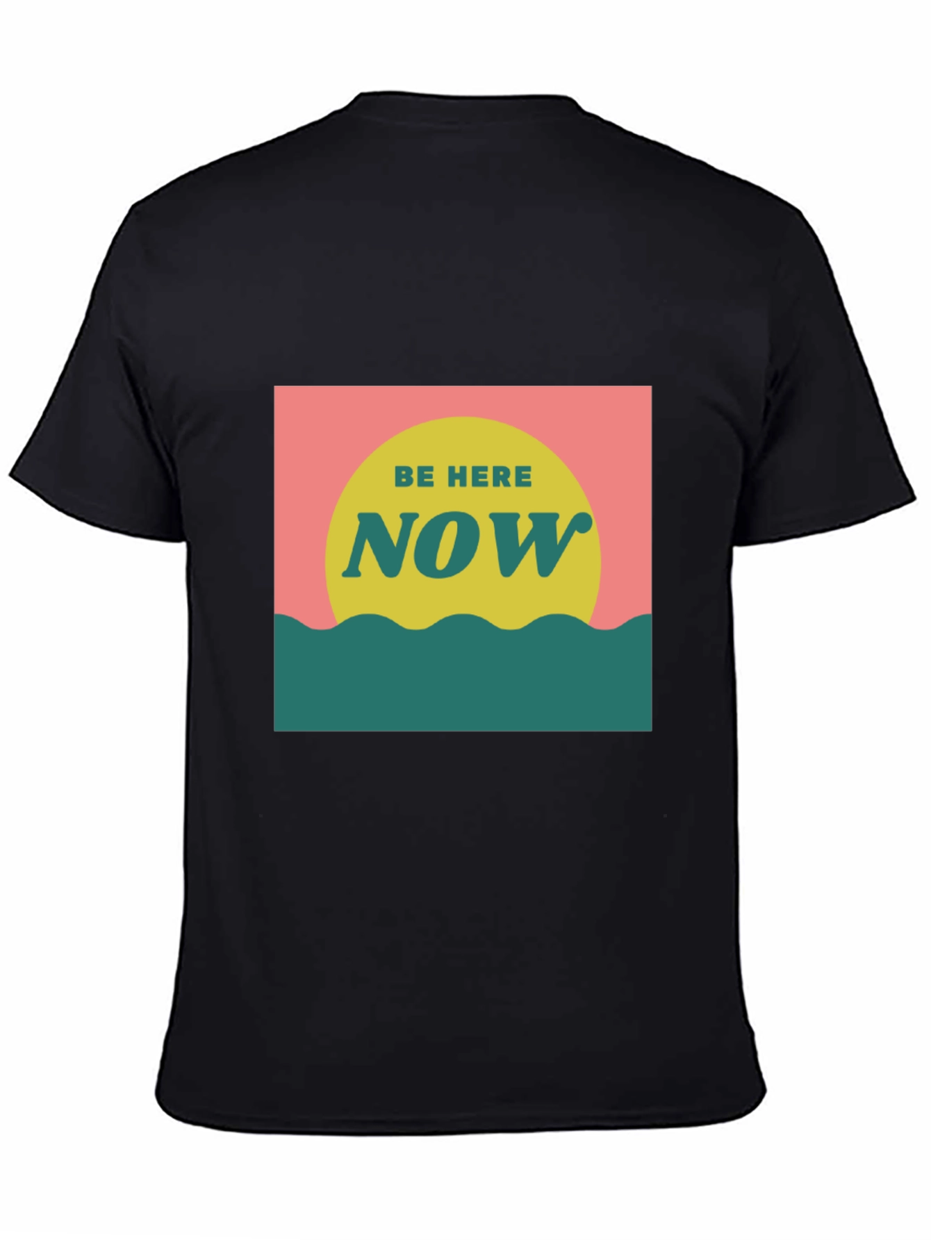 Camiseta Negra Be Here Now Estilo Retro