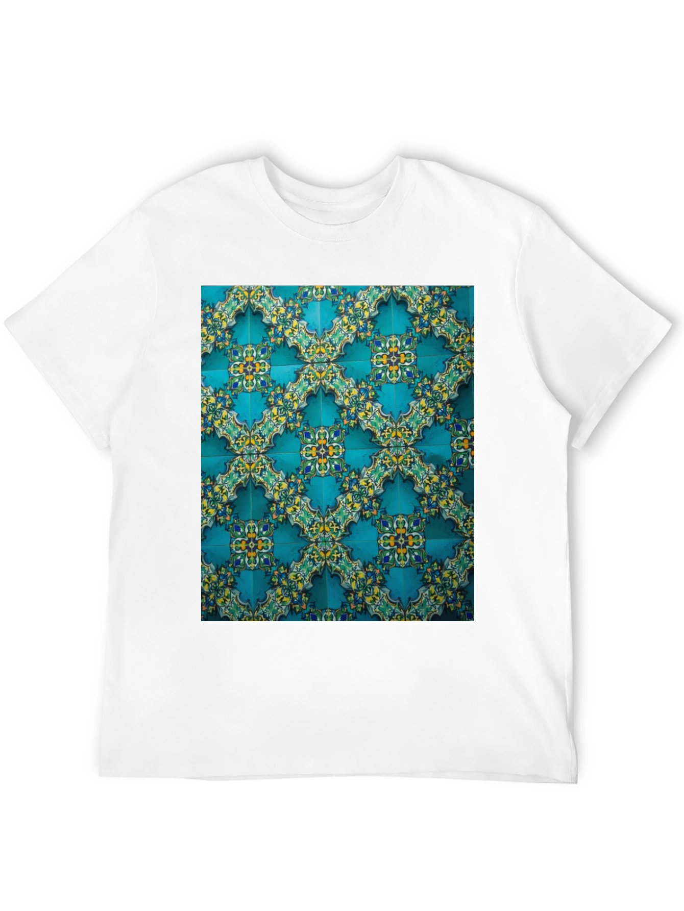 Camiseta Negra con Diseño de Azulejos Turcos