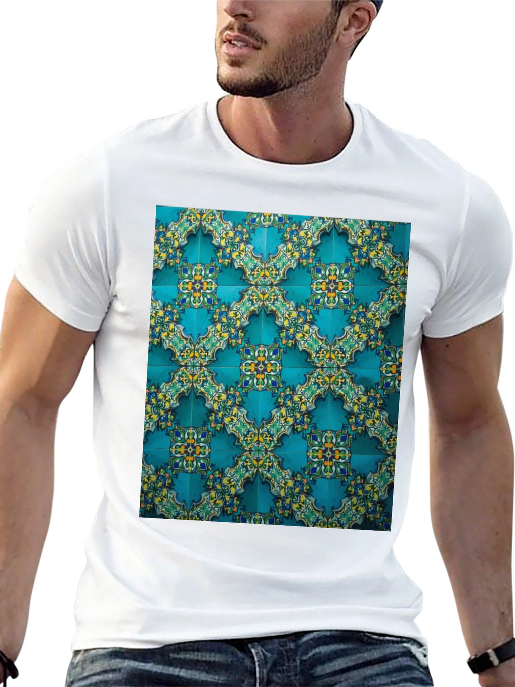 Camiseta Negra con Diseño de Azulejos Turcos