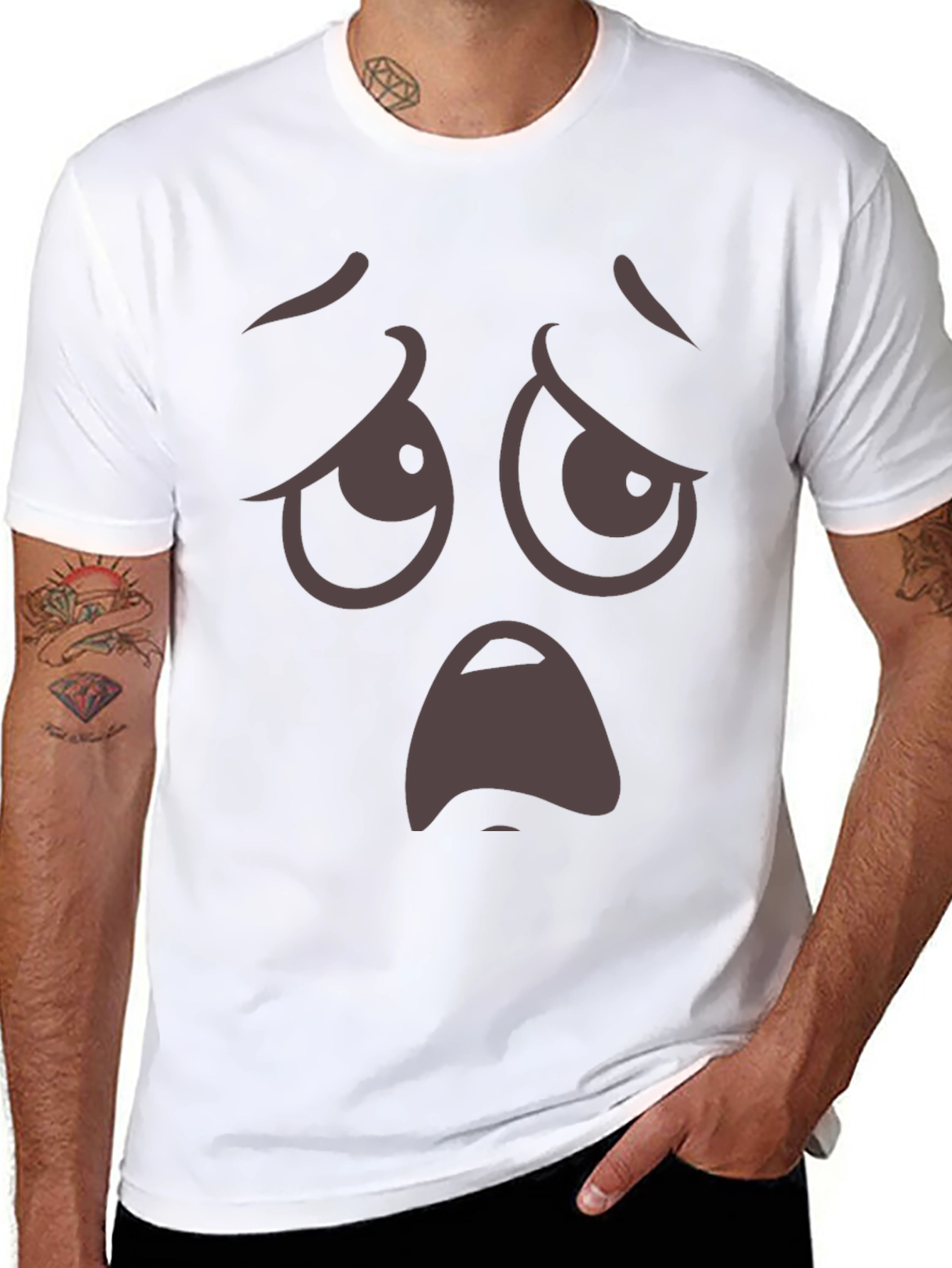 Camiseta Negra con Cara Triste