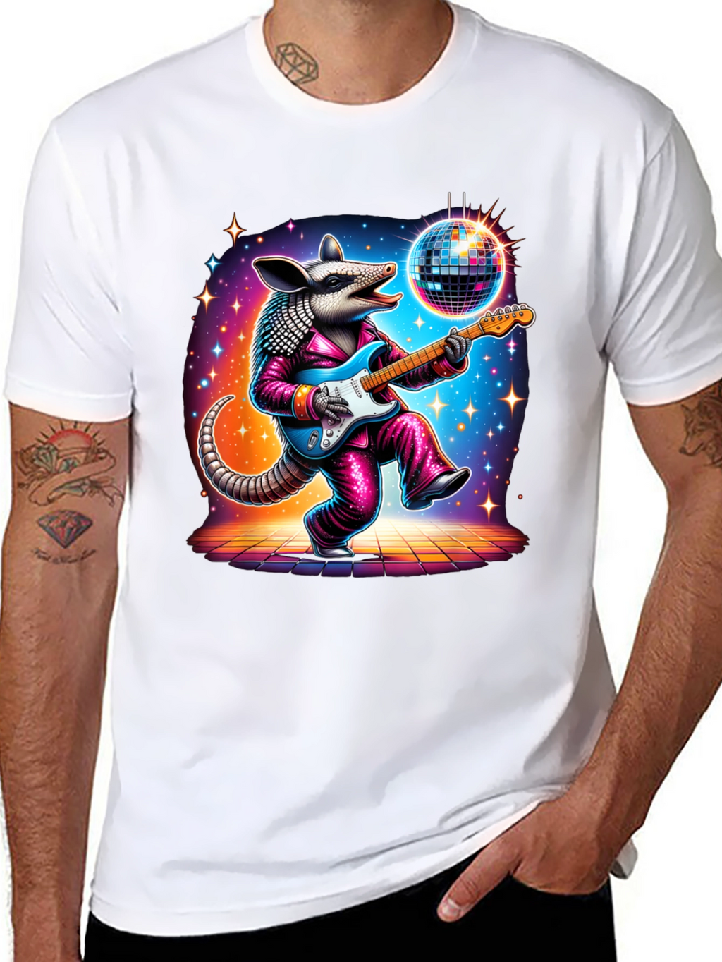 Camiseta Negra con Armadillo Disco Guitarrista