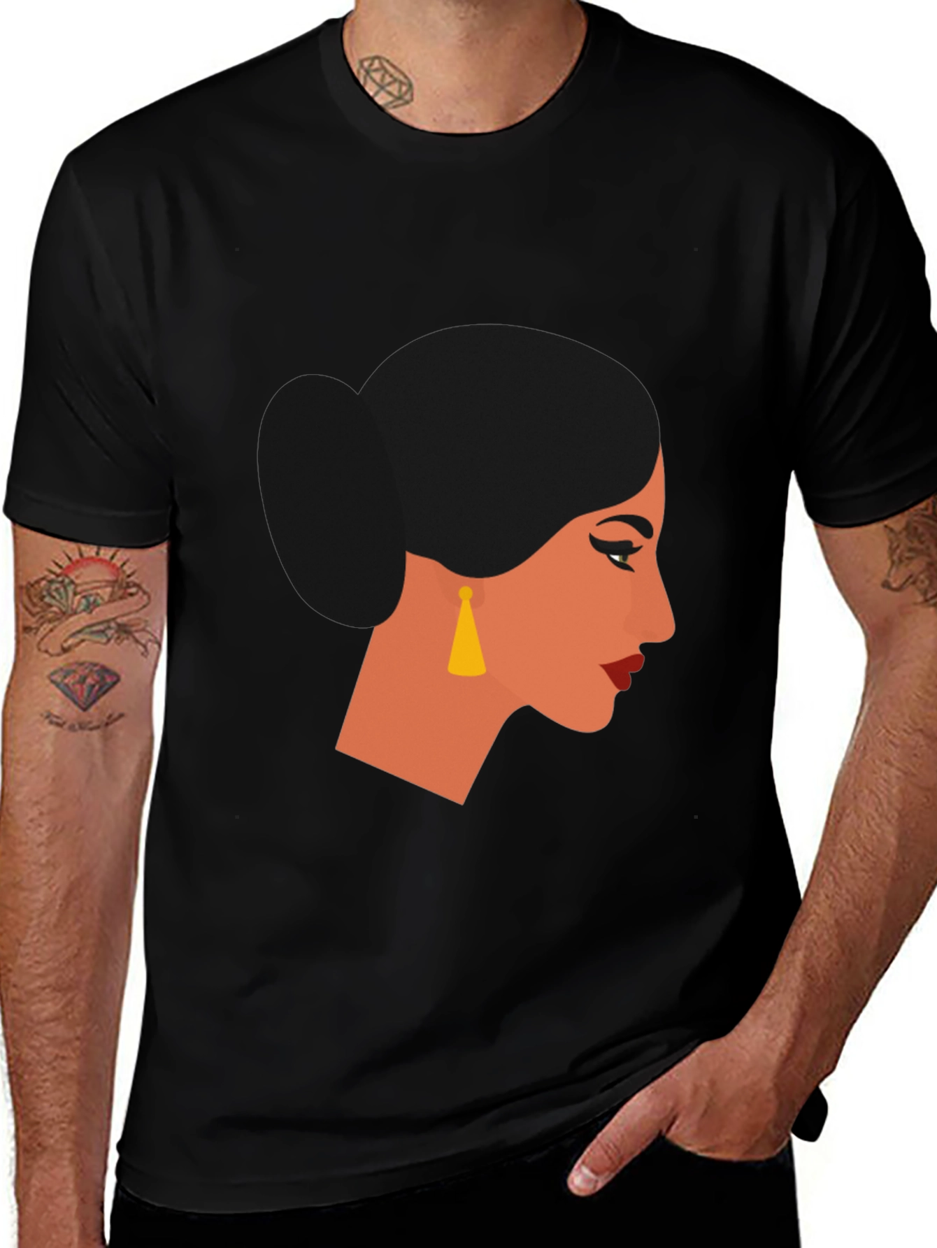 Camiseta Negra con Diseño de Perfil Femenino
