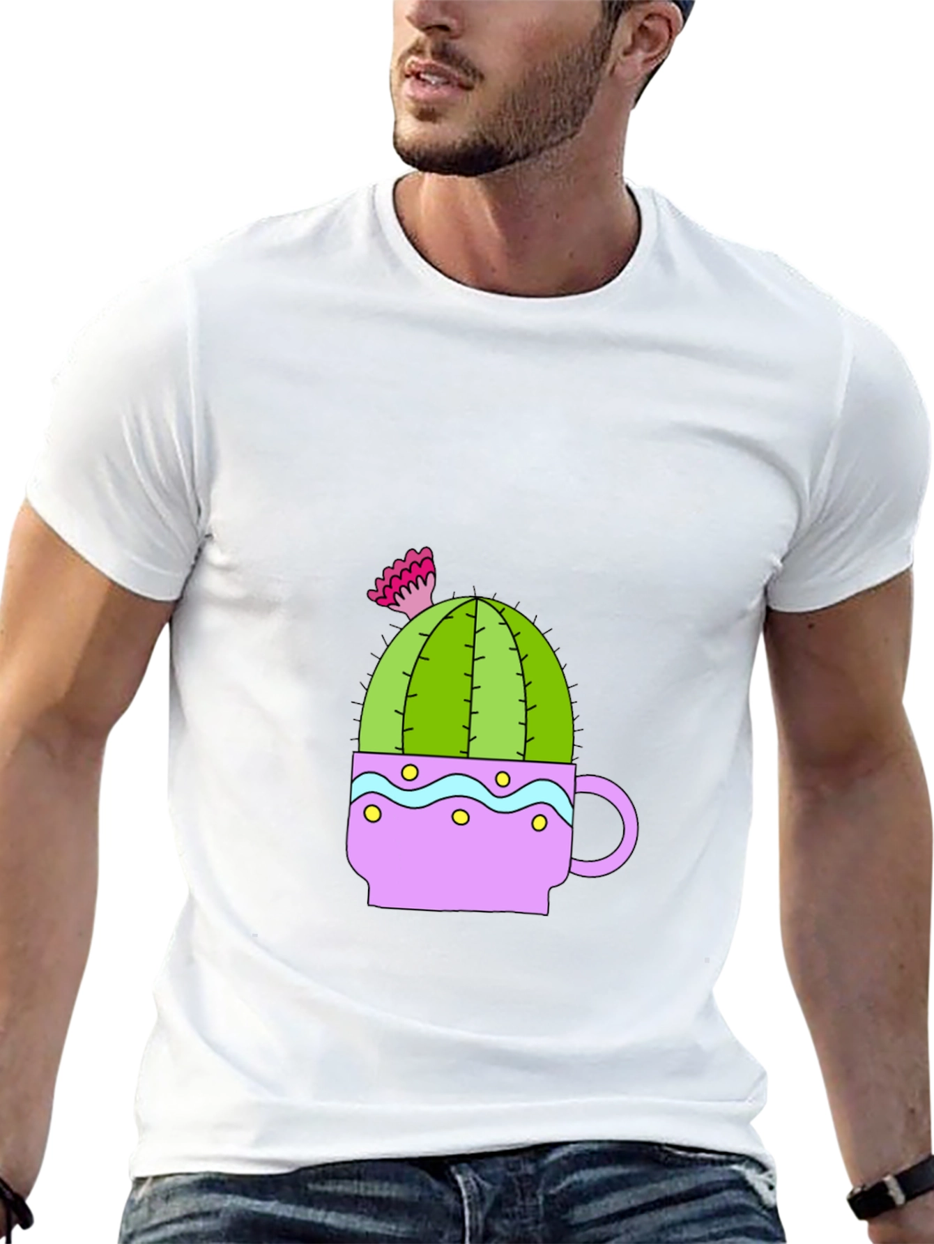 Camiseta Negra con Diseño de Cactus en Taza
