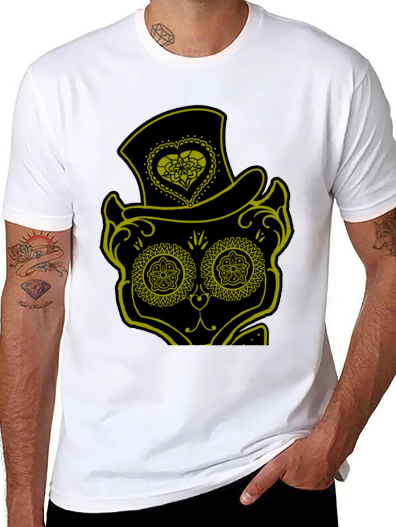 Camiseta Negra con Diseño de Gato Catrín