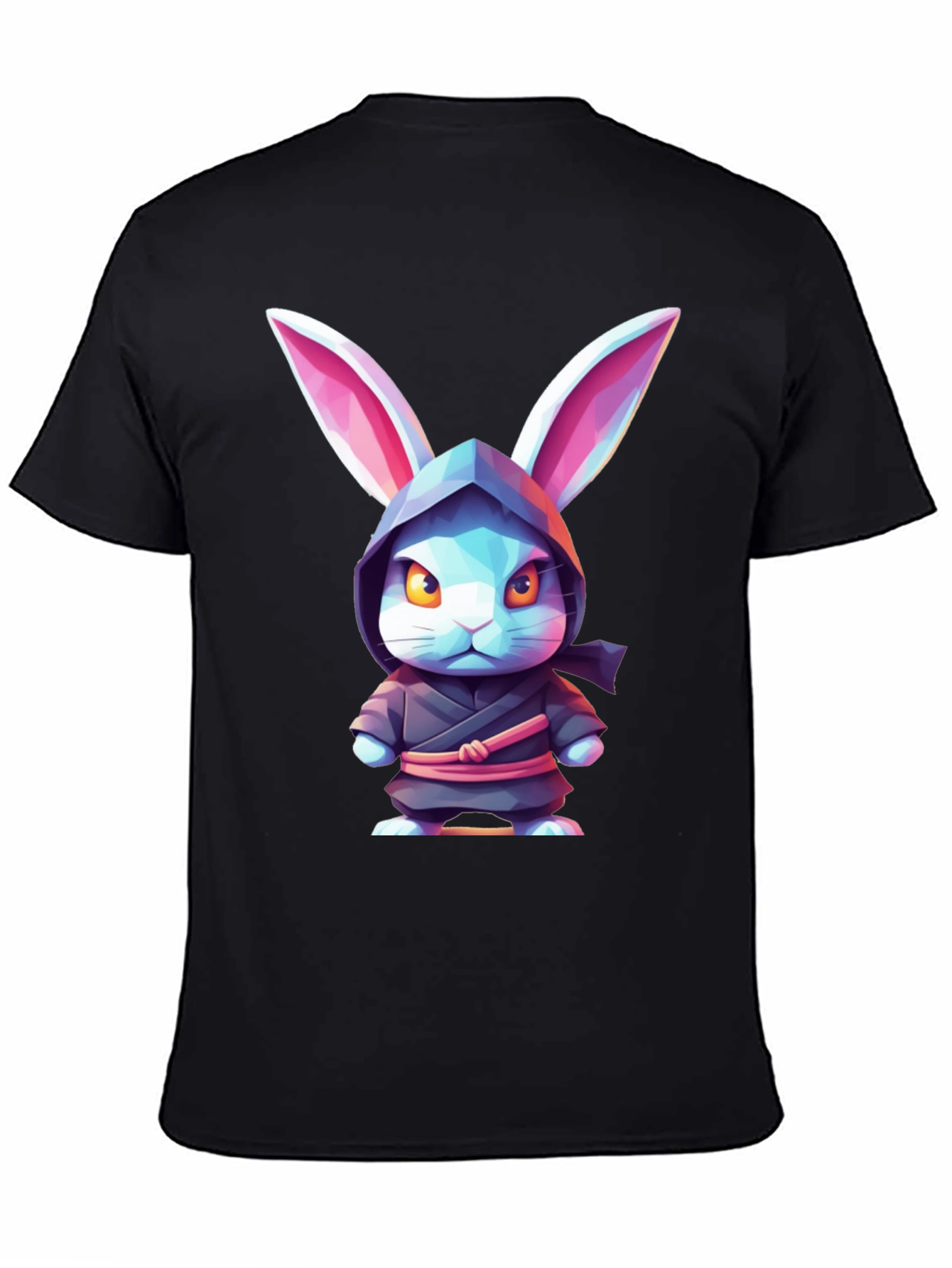 Camiseta Negra con Diseño de Conejo Ninja