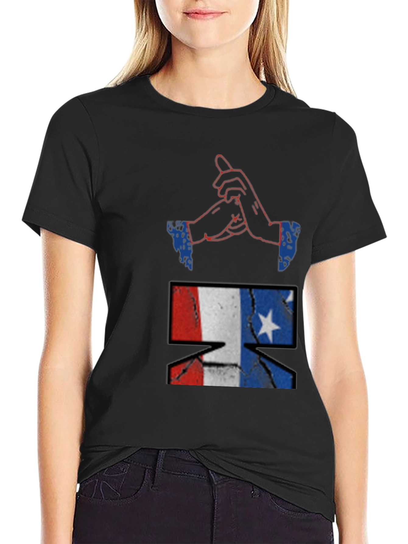 Camiseta Negra con Diseño de Manos y Bandera EEUU