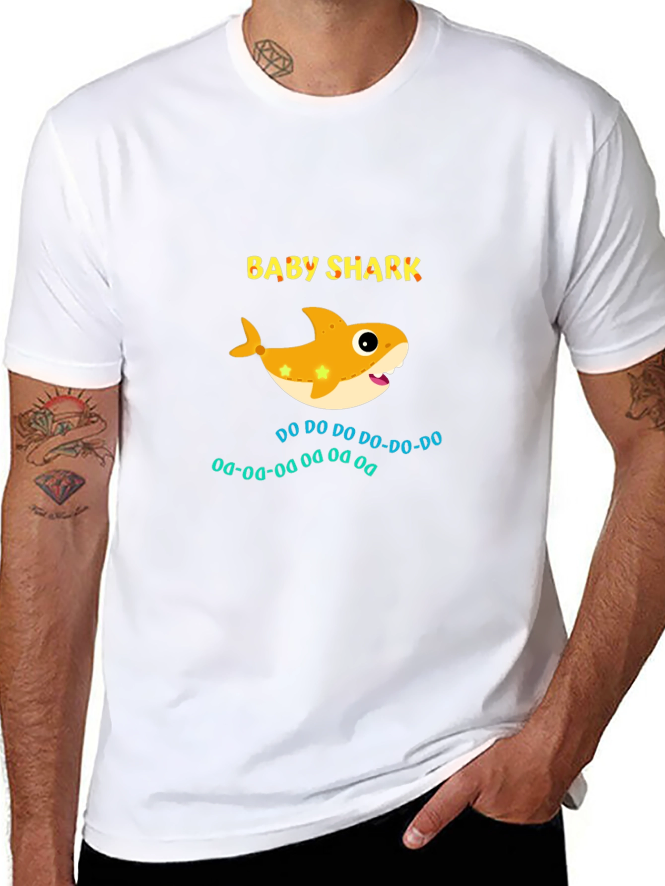 Camiseta Negra Baby Shark para Adulto