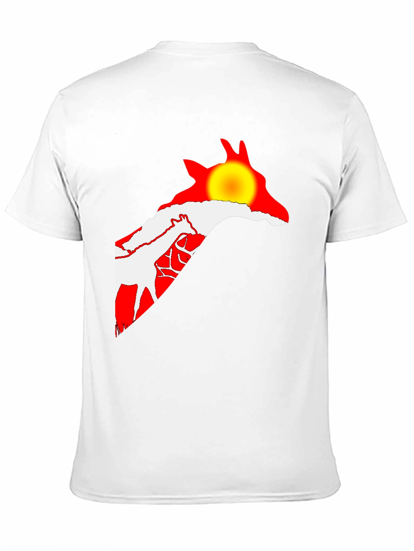 Camiseta Negra con Diseño de Jirafa y Sol Abstracto