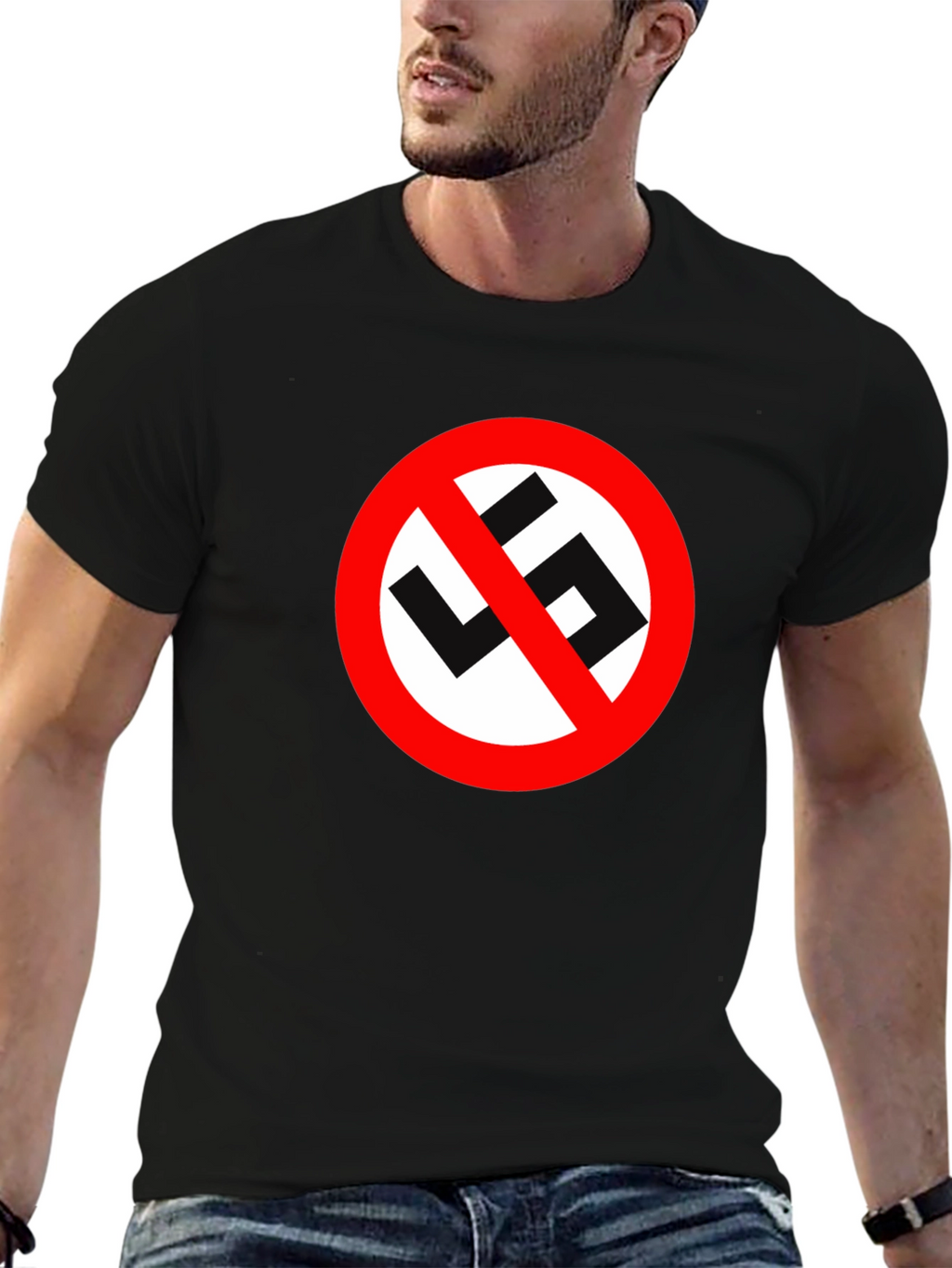 Camiseta Negra Anti-Nazismo: Estilo y Conciencia