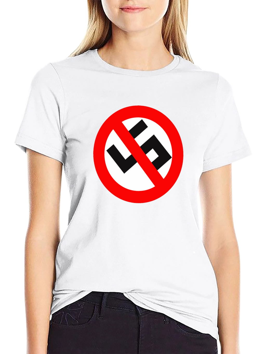 Camiseta Negra Anti-Nazismo: Estilo y Conciencia