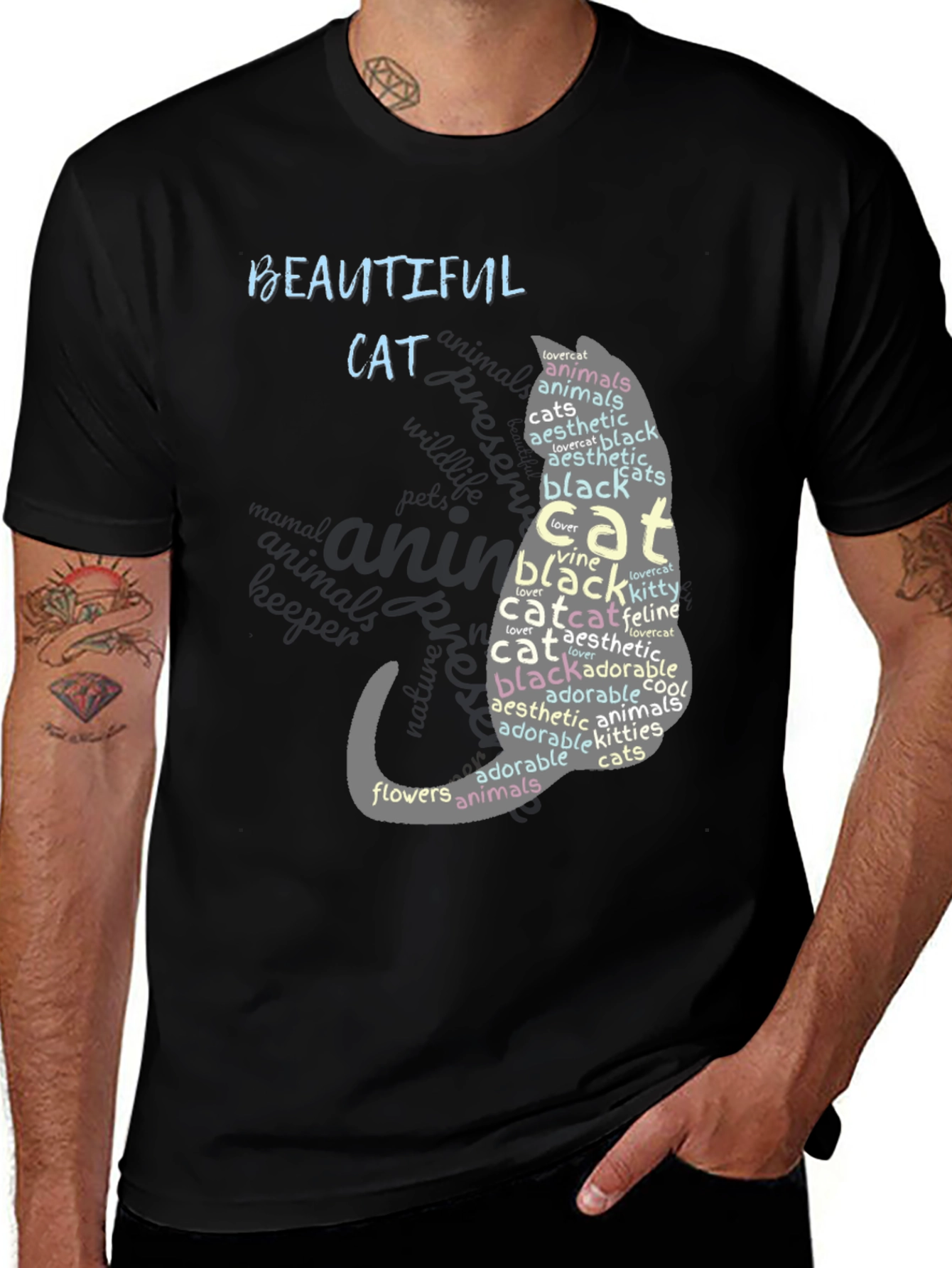 Camiseta Negra con Diseño de Gato y Palabras