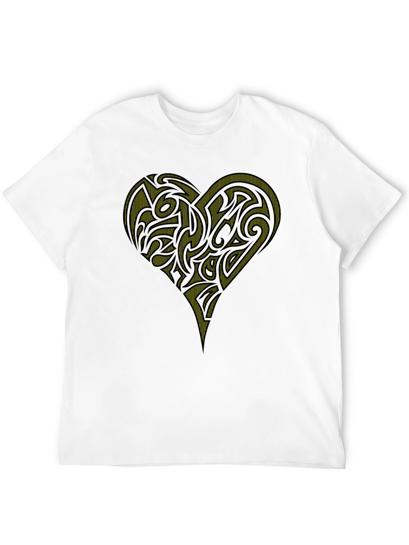Camiseta Negra con Corazón Tribal