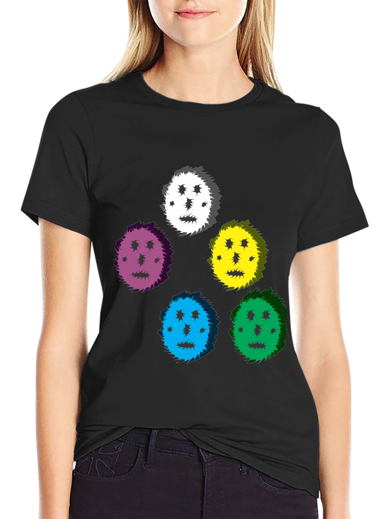 Camiseta Negra con Diseño de Caras Coloridas