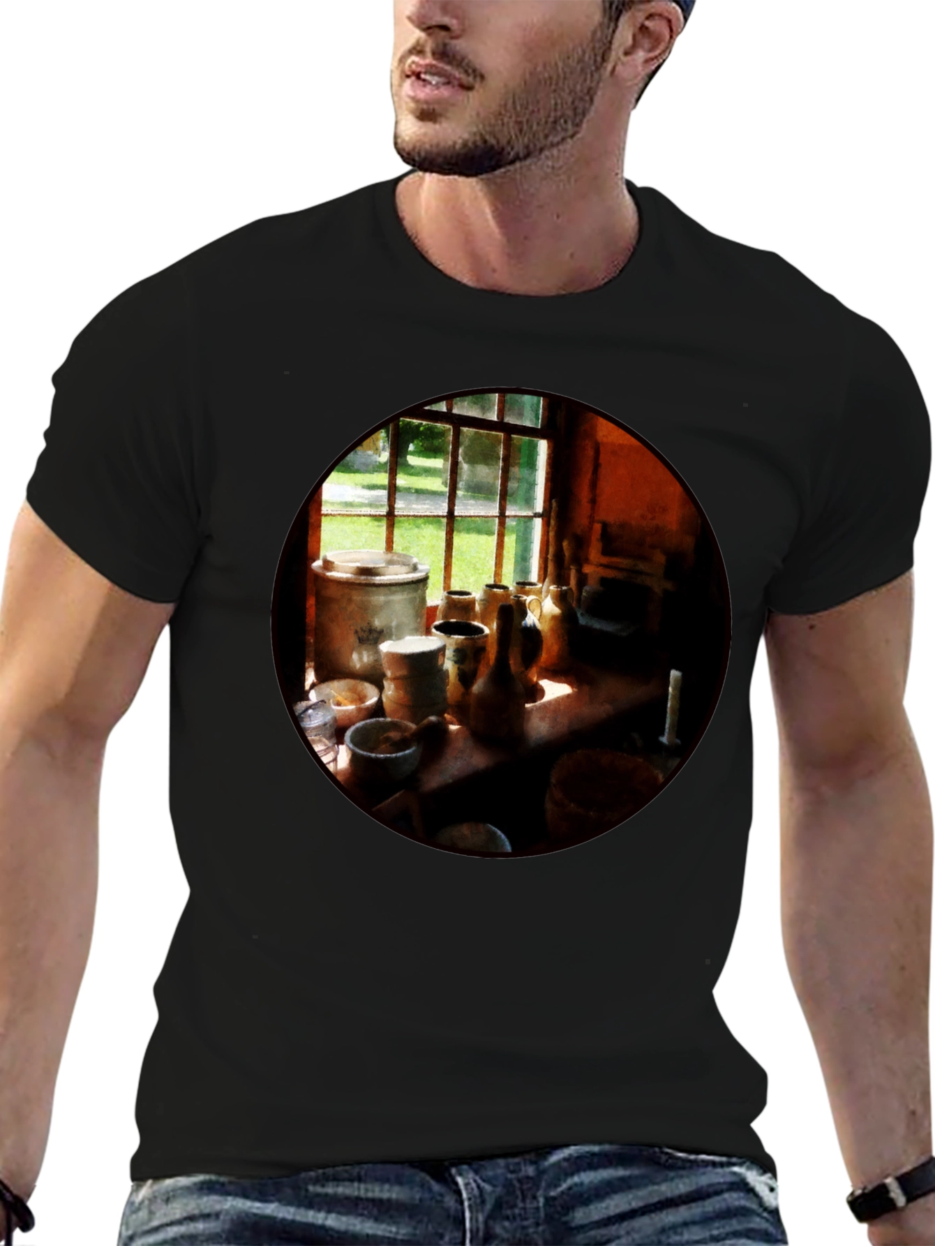 Camiseta Negra con Diseño Artístico de Bodegón