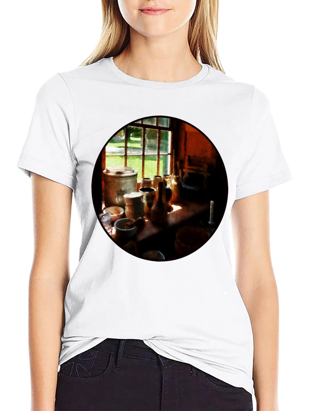 Camiseta Negra con Diseño Artístico de Bodegón