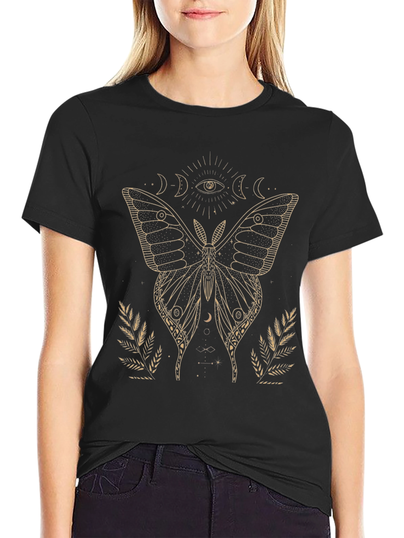 Camiseta Negra con Diseño de Mariposa Mística